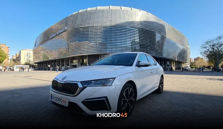 اشکودا اکتاویا پرو (لاکچری و پرمیوم)؛ بررسی و مشخصات فنی