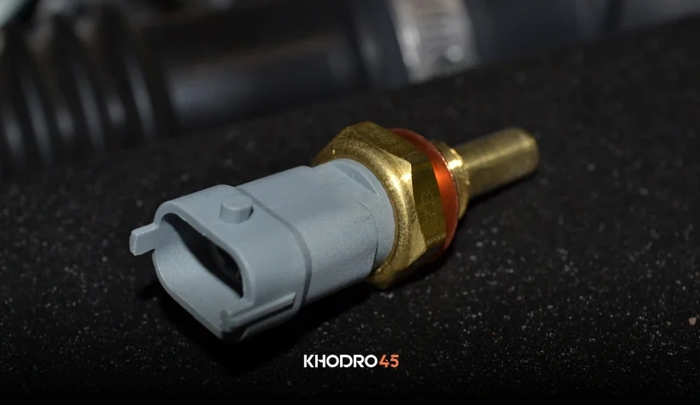 علائم خرابی سنسور دمای آب خودرو؛ دلایل و روش تست